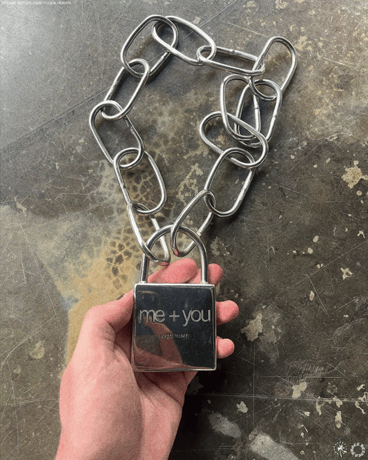 LOVER CHAIN