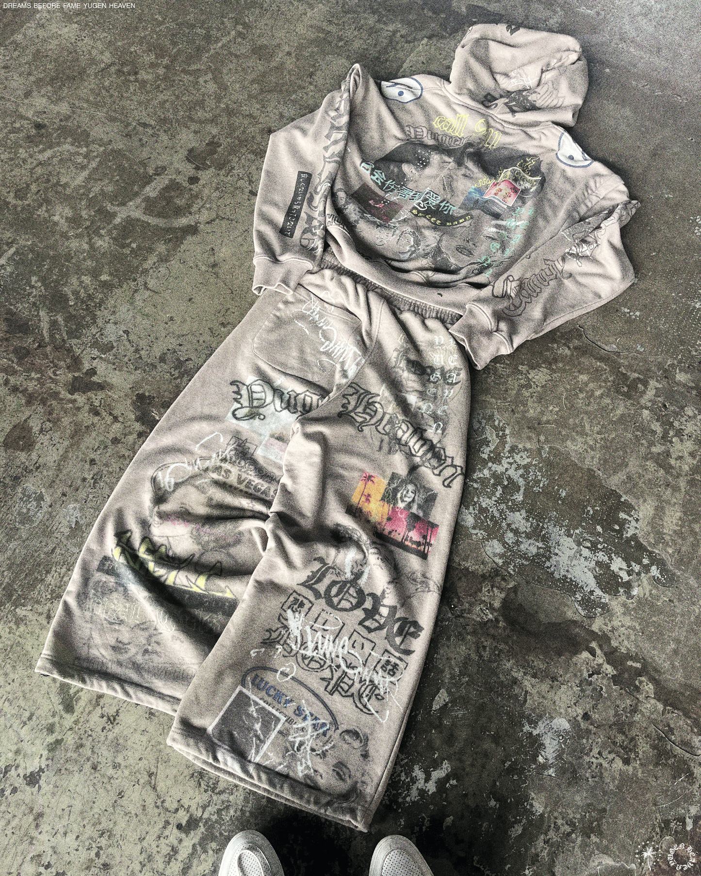 DREAMS SWEATPANTS